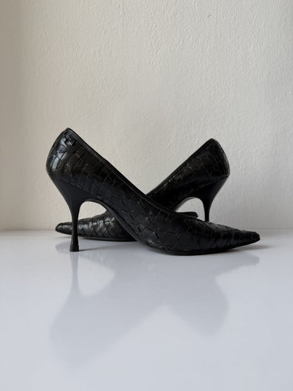 Prada woven leather long toe pumps with bow