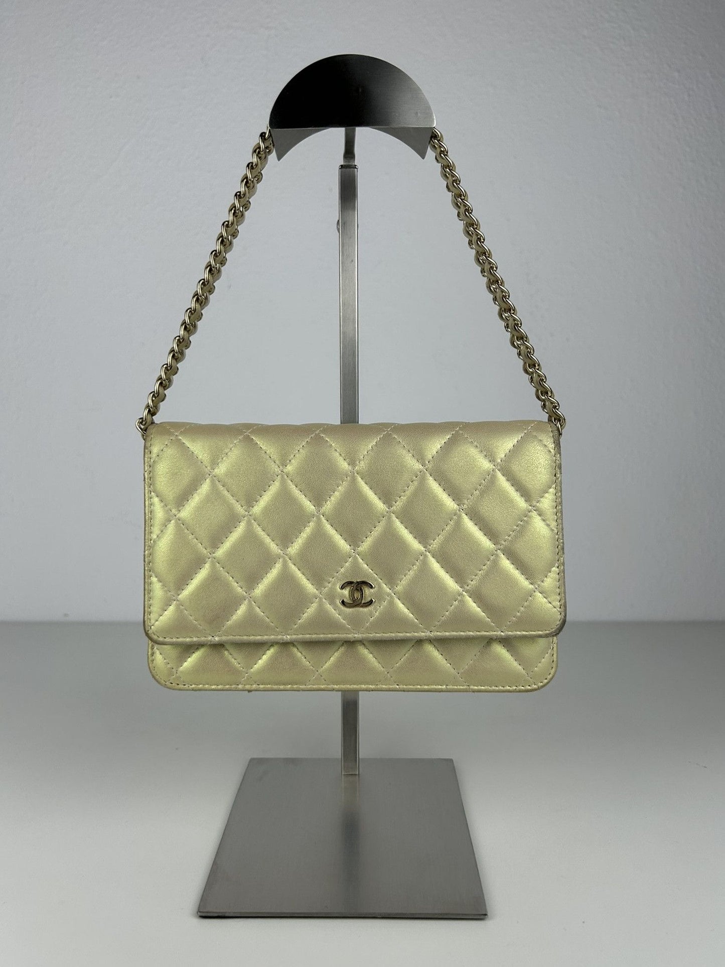 2020 Chanel gold metallic matelasse wallet on chain