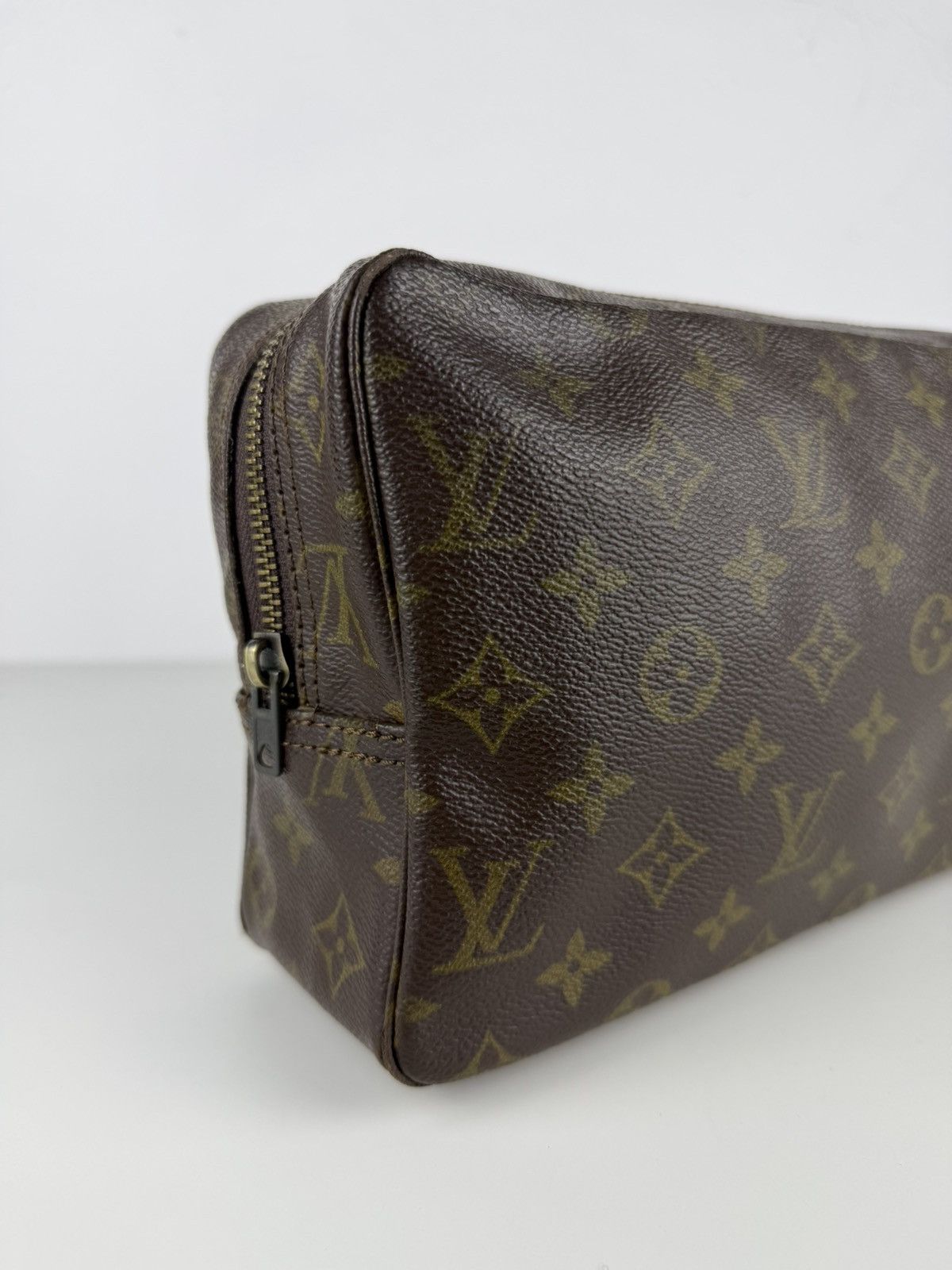Vintage 80s Louis Vuitton monogram trousse 28 toiletry bag