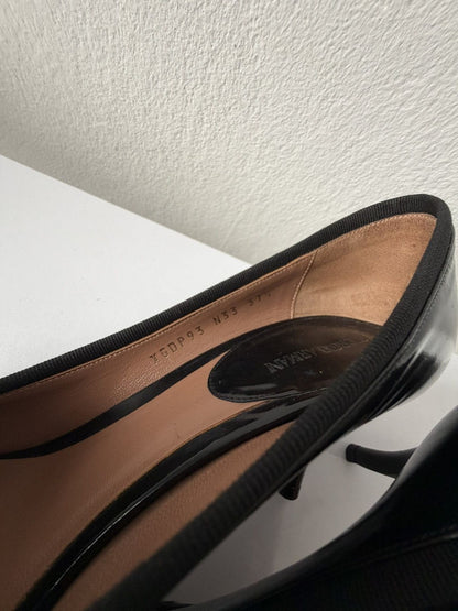 2011 Giorgio Armani smooth leather pointed toe pumps