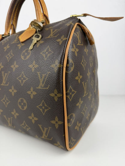 Louis Vuitton monogram speedy 30