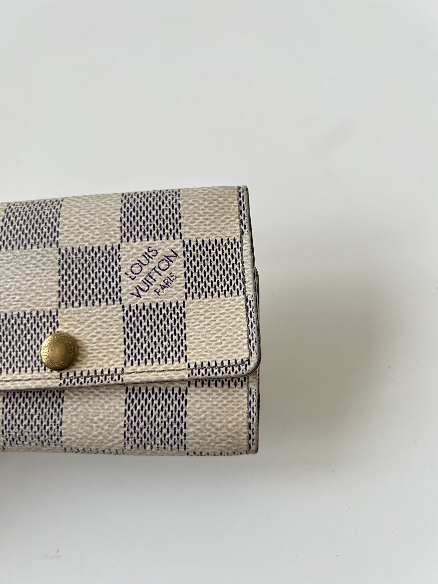 Louis Vuitton damier azur key holder