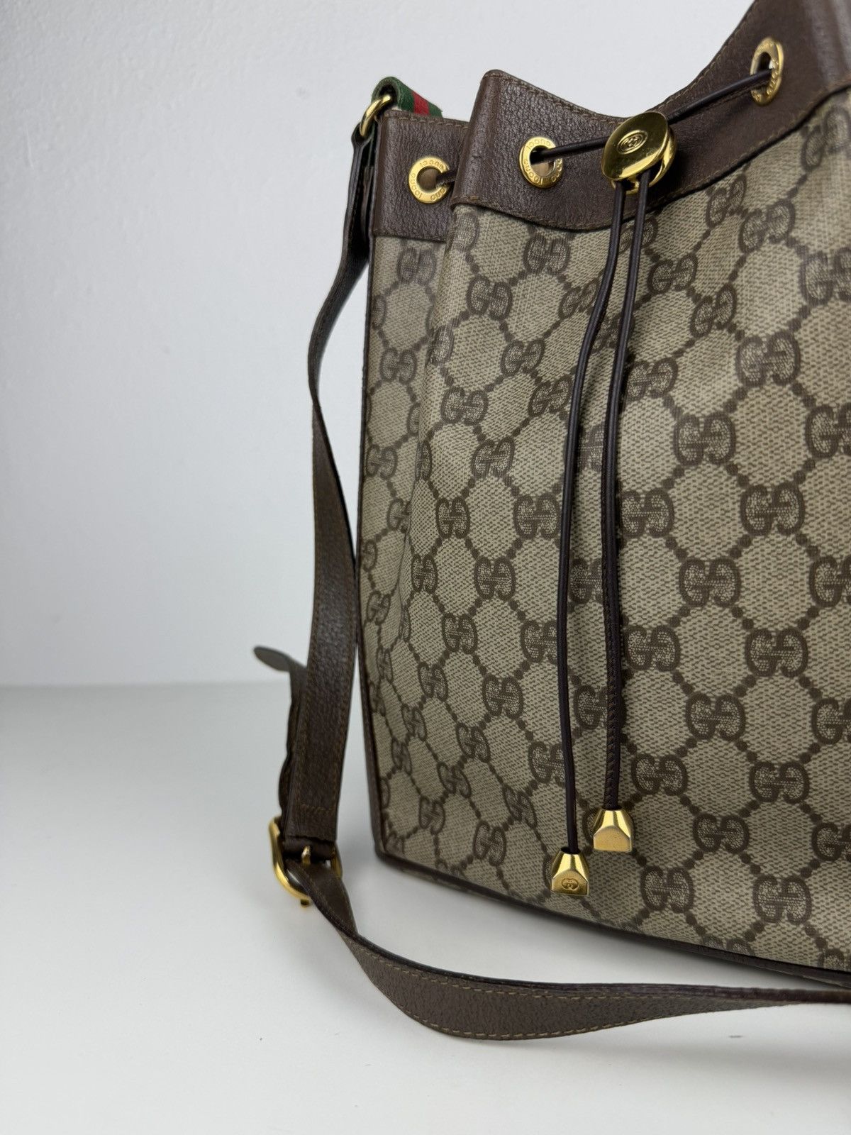 Vintage 80s Gucci monogram drawstring bucket bag