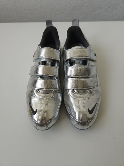 Vintage y2k nike fixed speed V silver