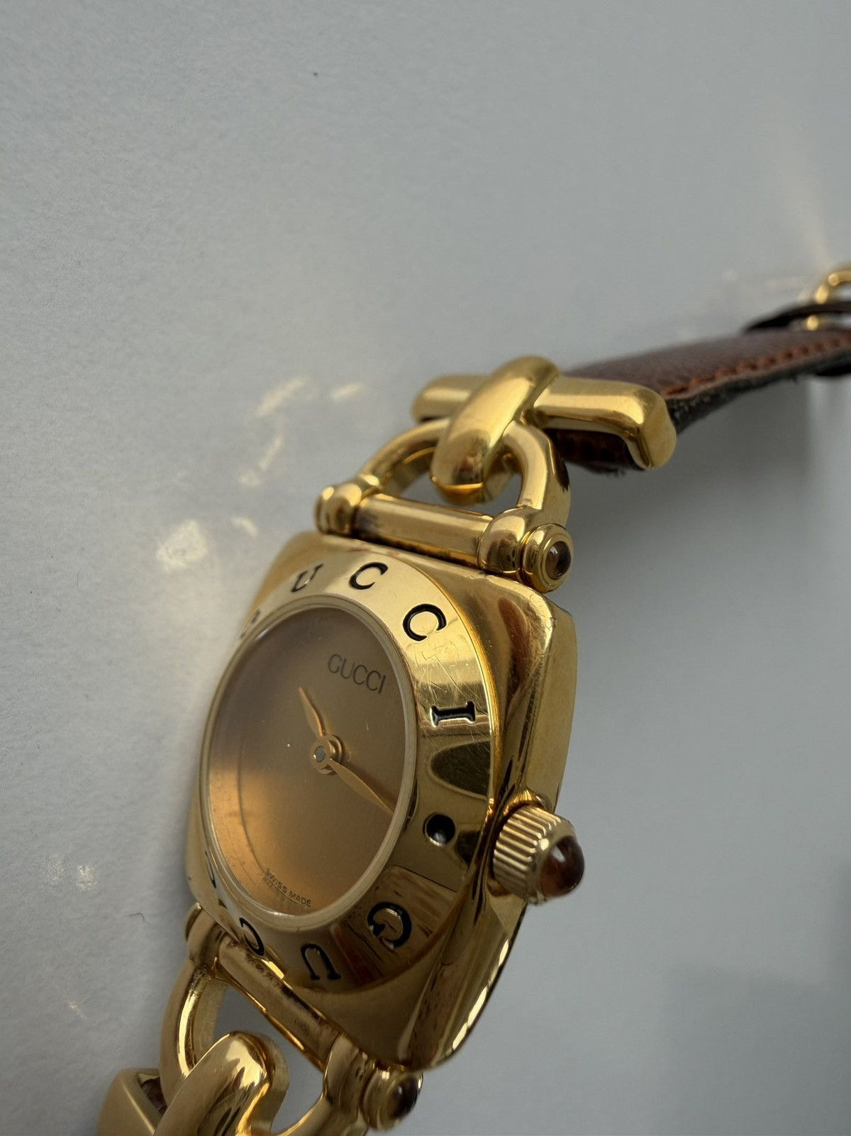 Vintage 1997 Gucci 6300 L watch