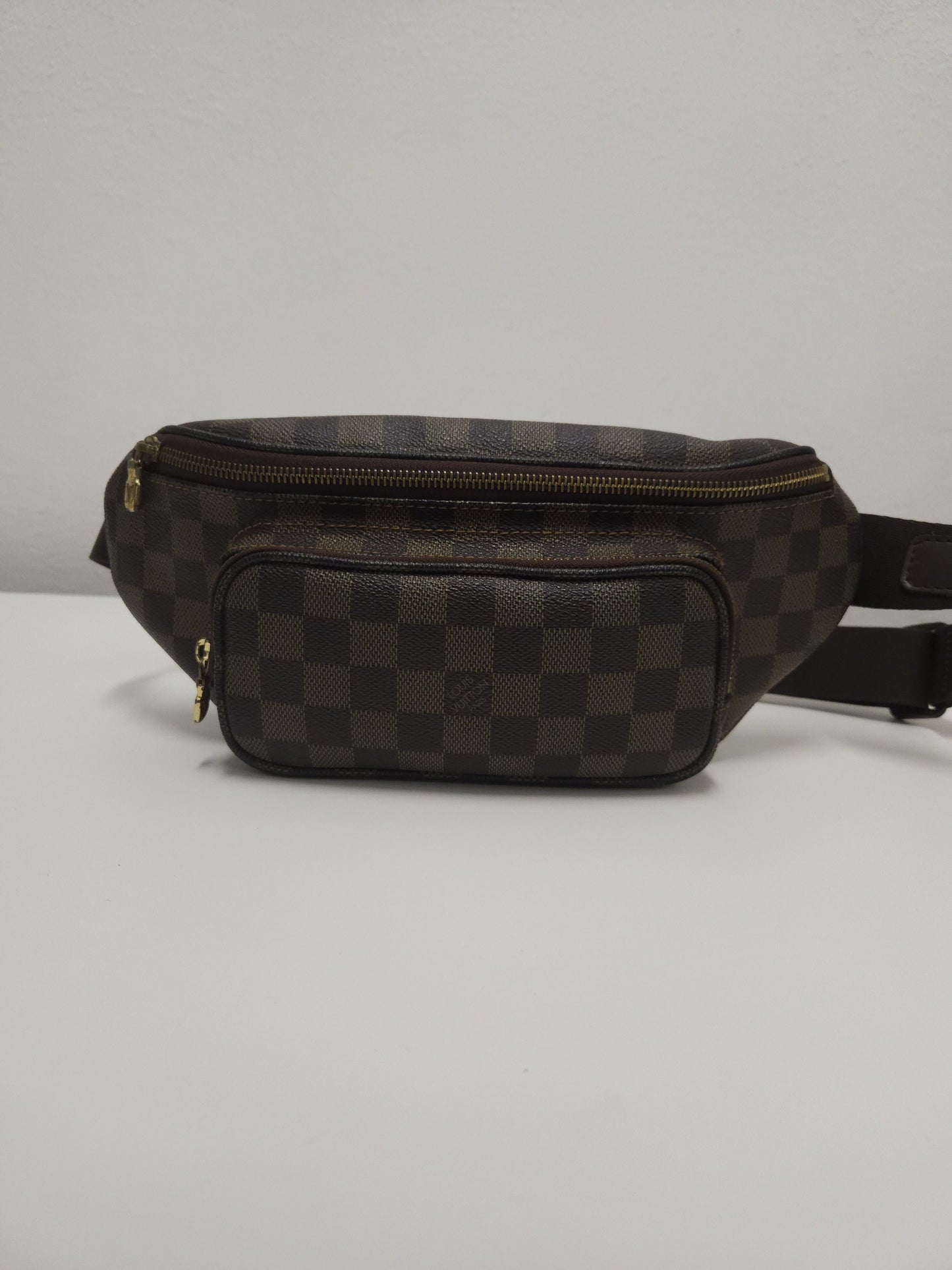 Louis vuitton damier ebene melville bumbag