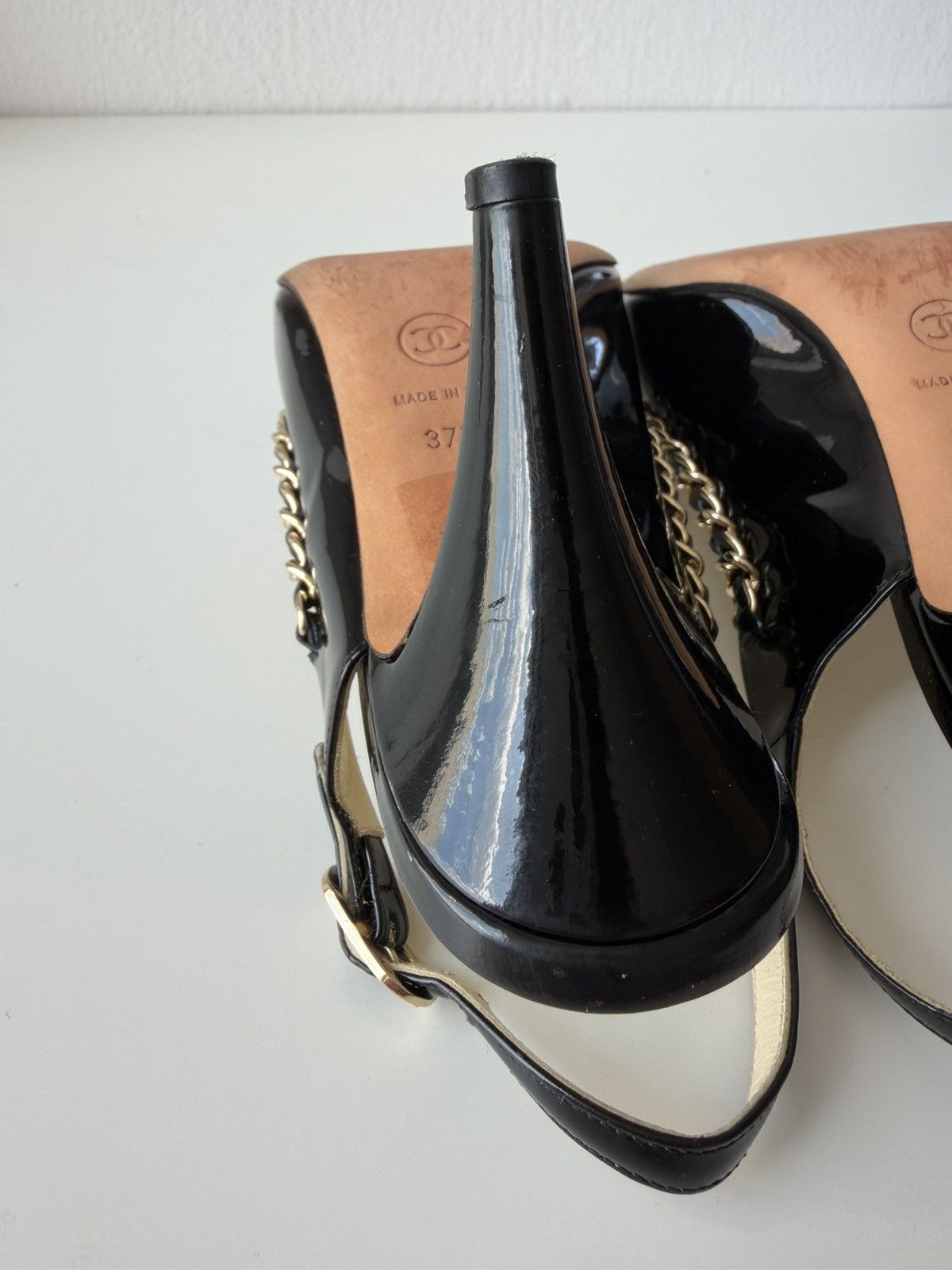 SS2011 Chanel patent leather chain open toe heels