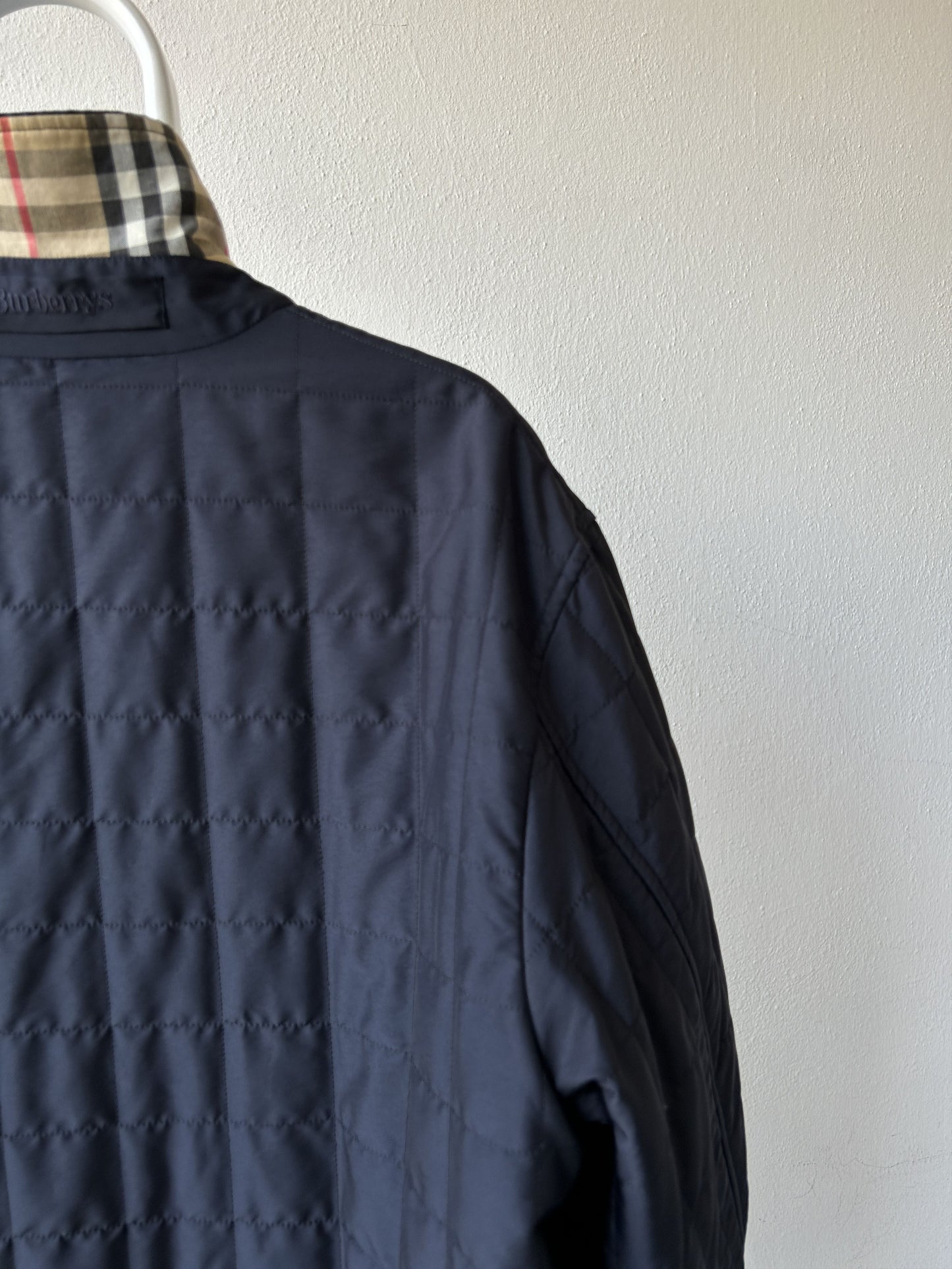 Vintage burberry nova check lined quilted light jacket
