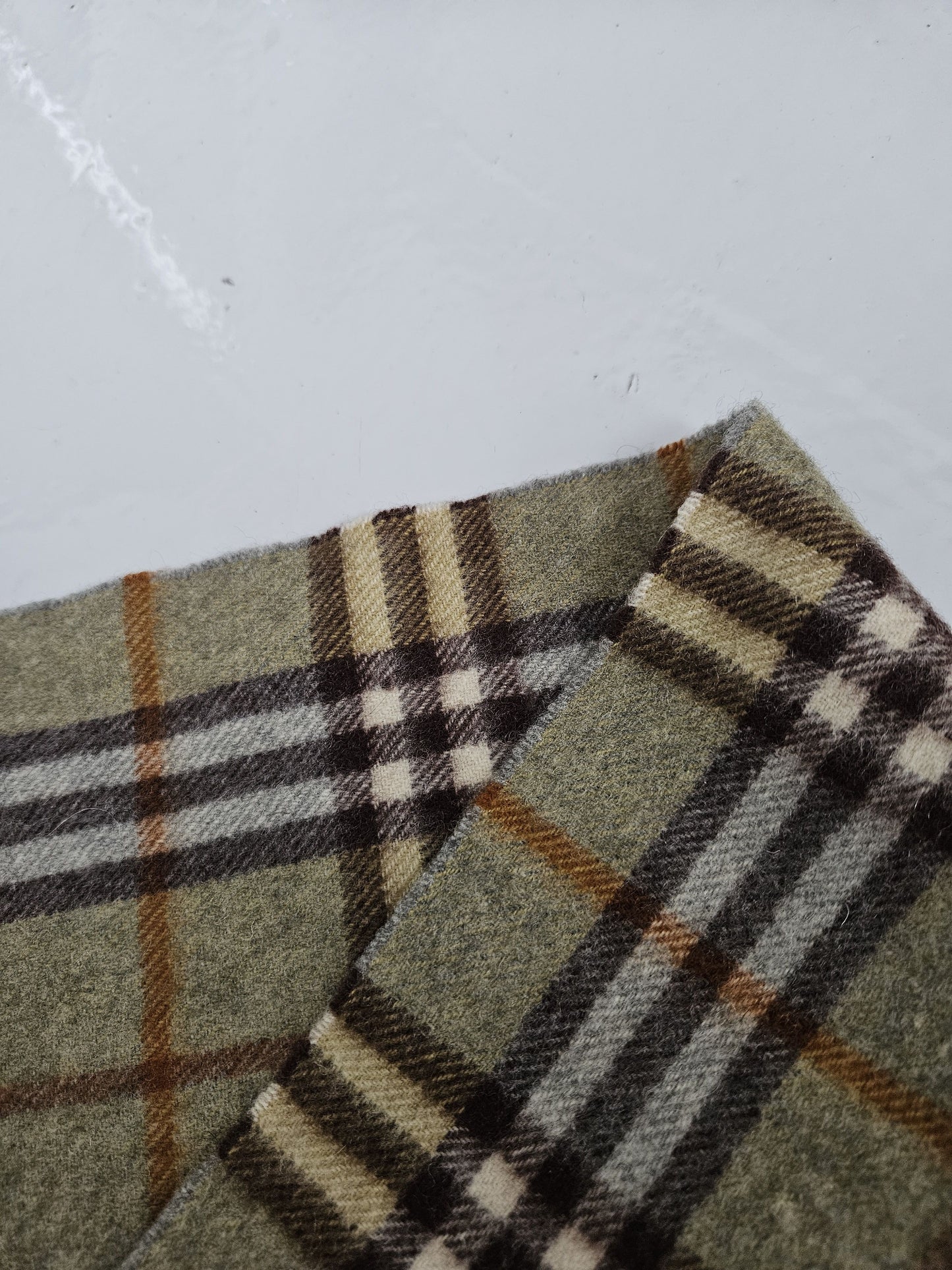 Vintage Burberry green nova check cashmere scarf
