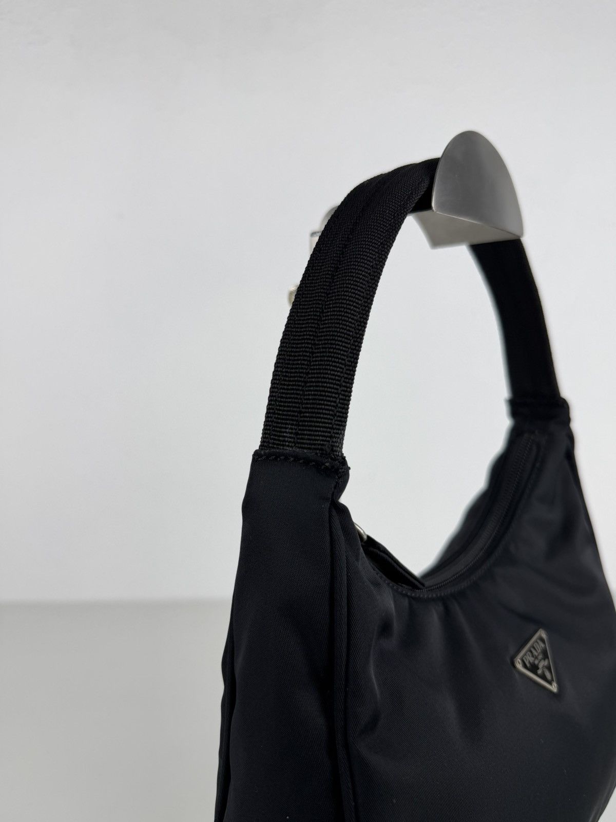 Vintage prada tessuto nylon triangle logo mini hobo bag