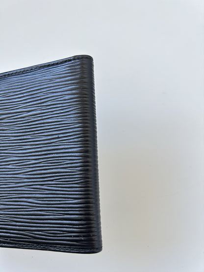 Louis vuitton bifold epi leather wallet