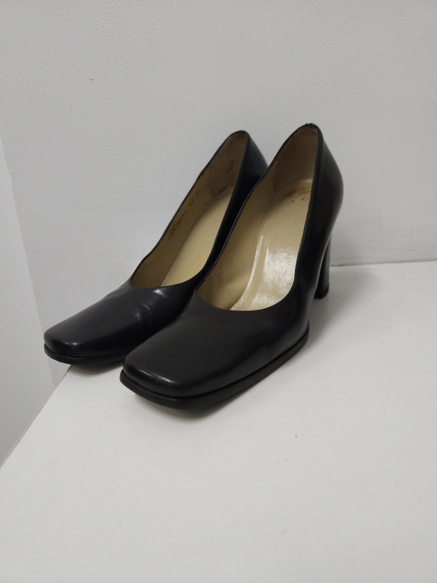 Archive Gucci square toe block heel pumps mules