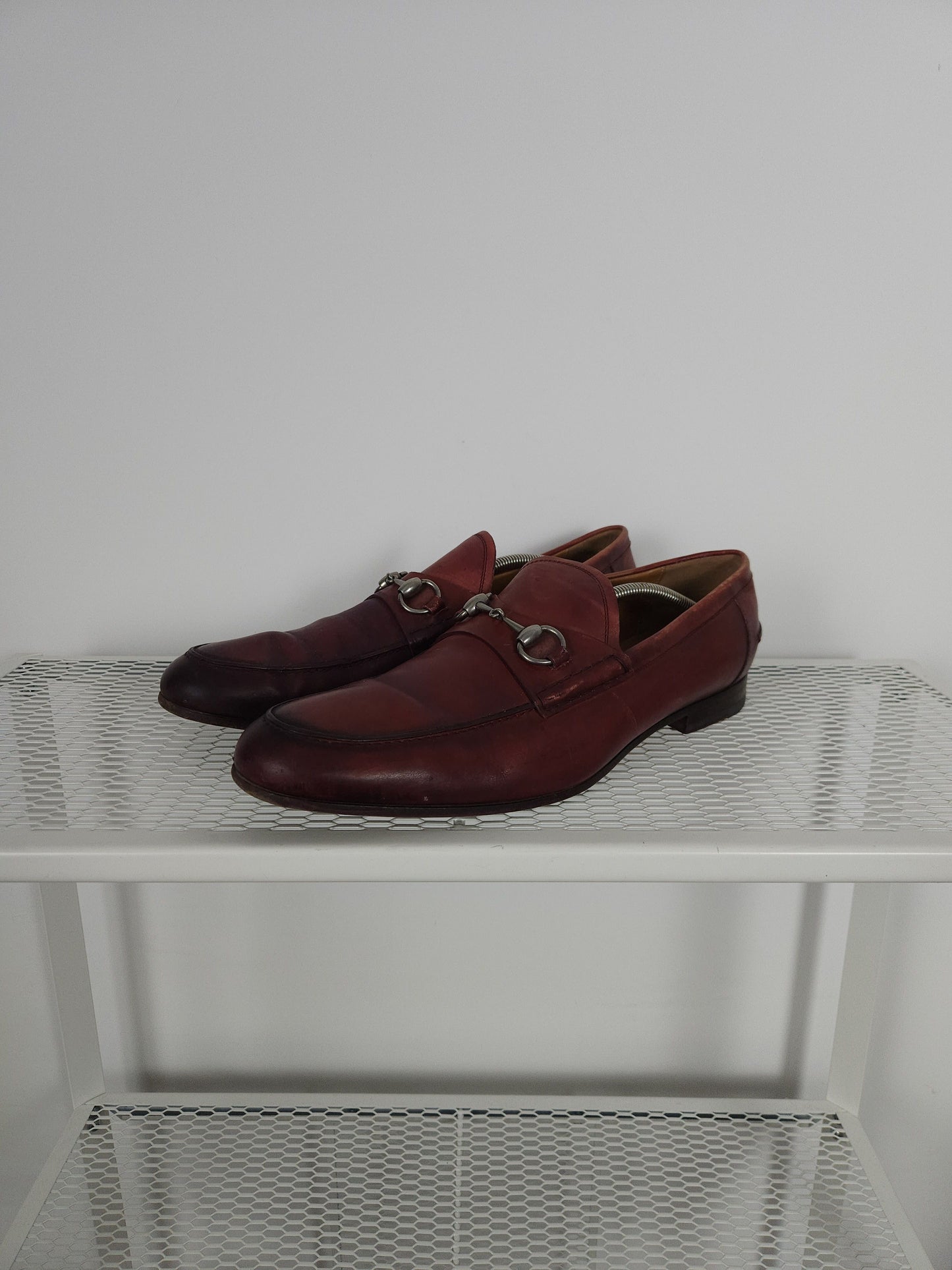Gucci leather horsebit loafers in distressed red