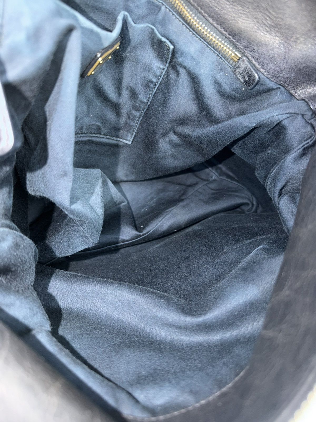Miu miu vitello bow bag in black