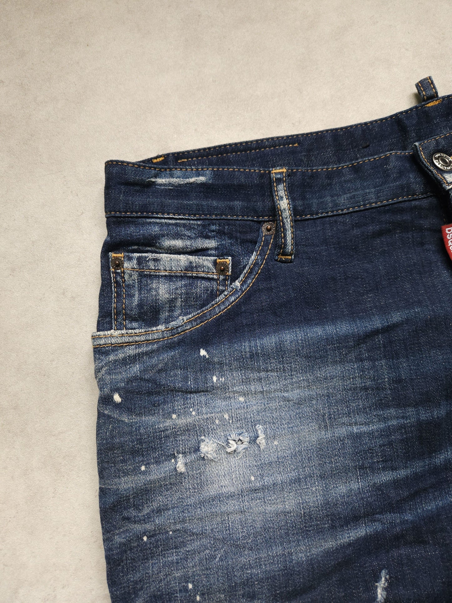 Dsquared2 Dan Commando Short distressed SS2023