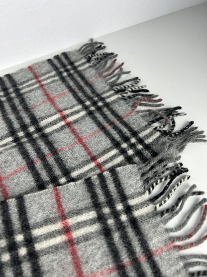 Vintage Burberry gray nova check wool scarf