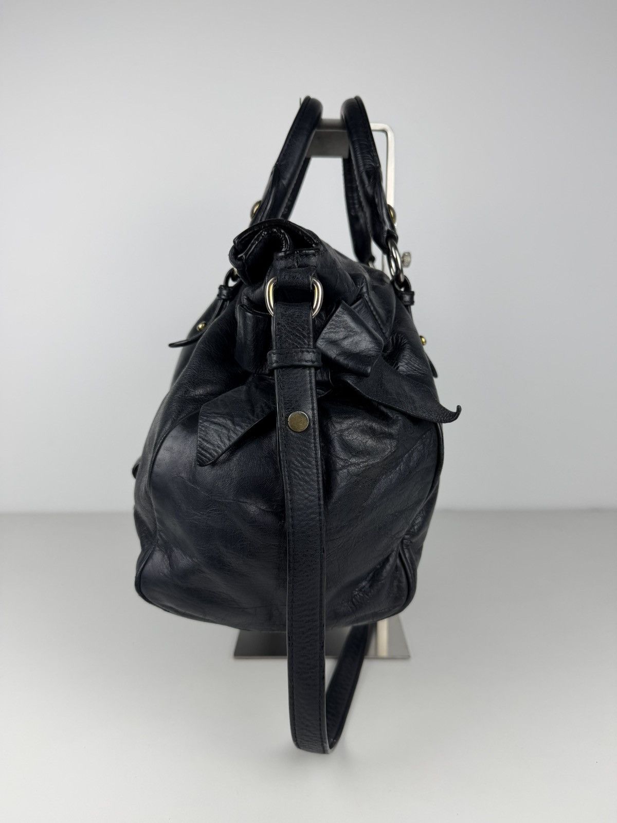 Miu miu vitello bow bag in deep navy