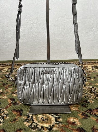 Miu miu matelasse pleated leather silver small crossbody bag