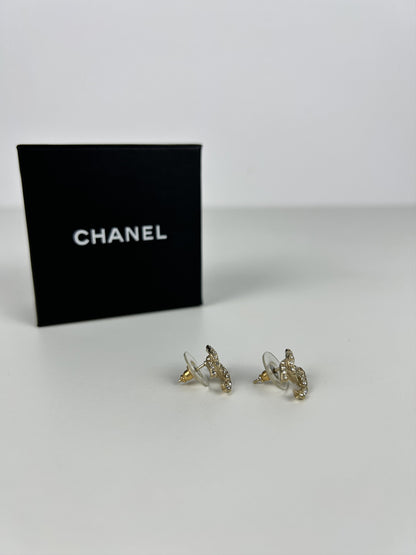 Chanel 2018 cruise cc logo rhinestone embellished earrings