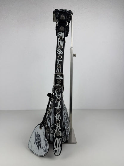 Balenciaga le cagole xs graffiti