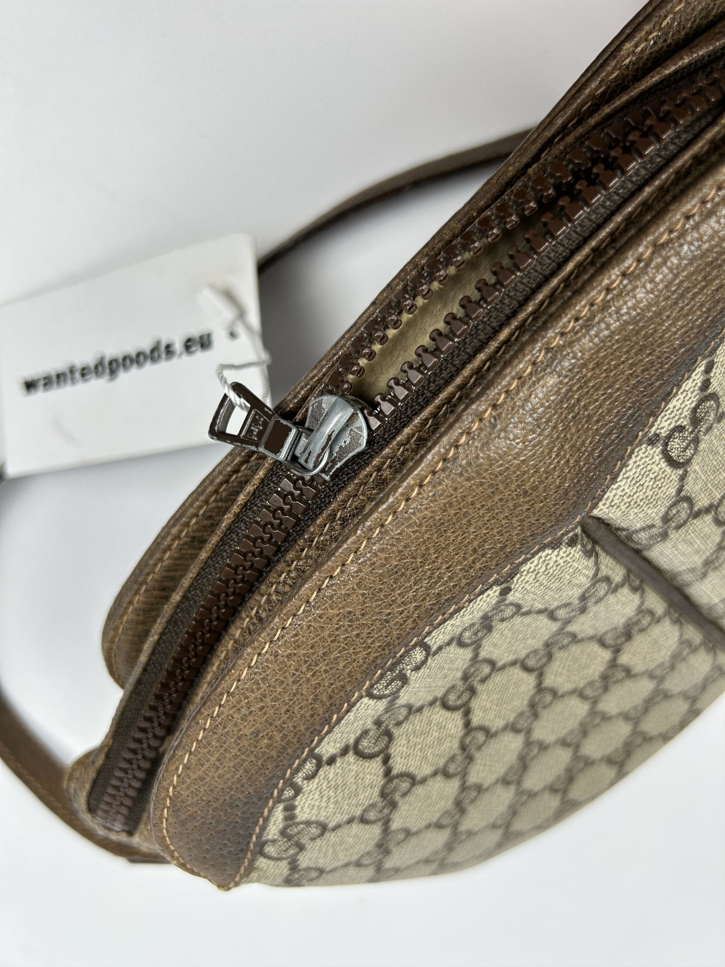 Vintage 80s Gucci GG monogram shoulder/ crossbody bag