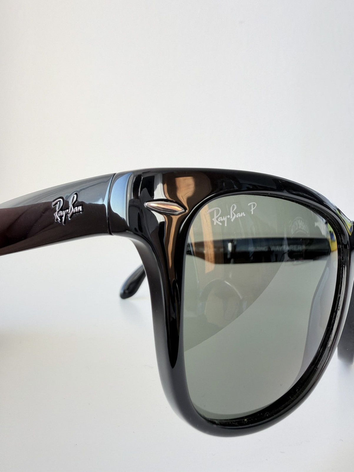 Ray Ban RB4105 folding wayfarer polarized sunglasses