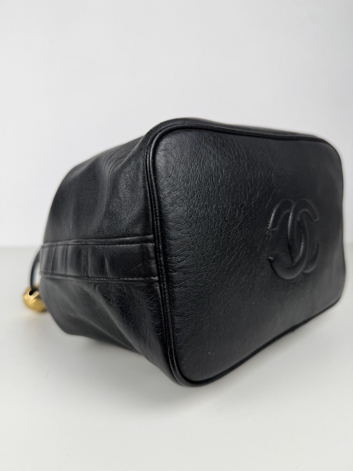 Vintage Chanel lambskin CC logo drawstring bag