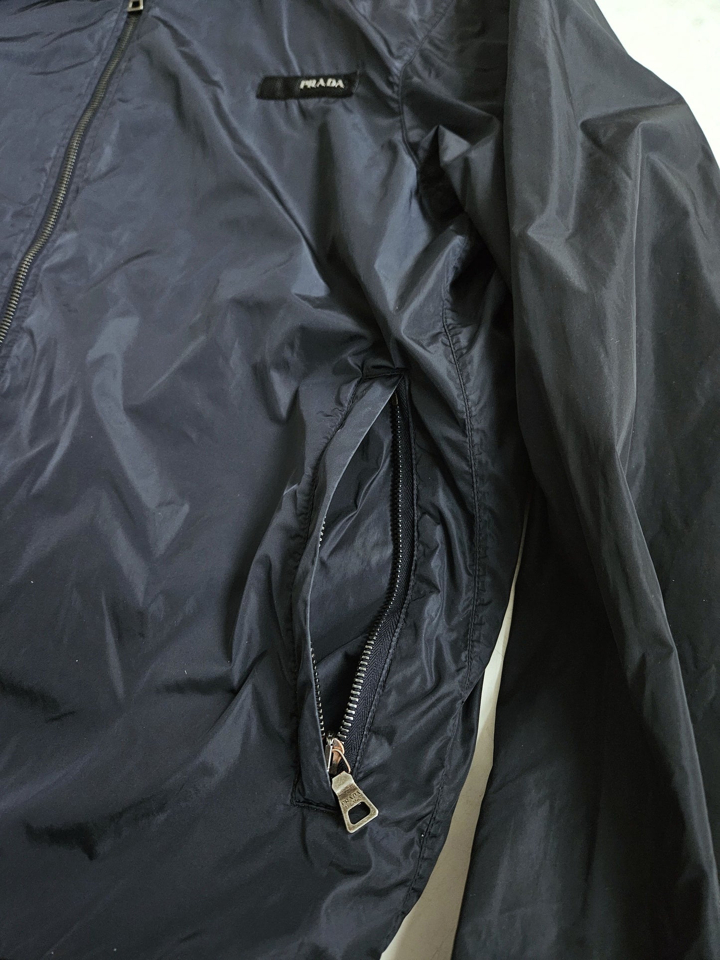 Prada sport art scg59h nylon chest logo hooded windbreaker