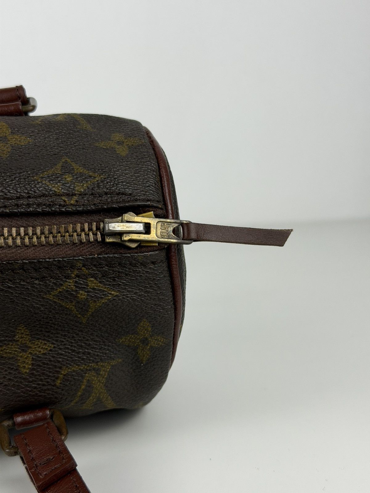 Vintage 70s Louis Vuitton monogram papillon 22
