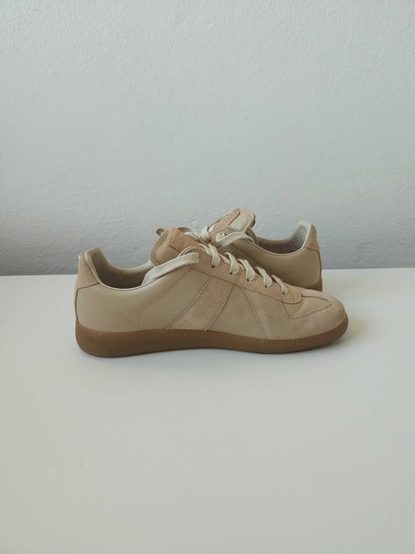 Maison Margiela replica sneakers in dusty pink/ beige