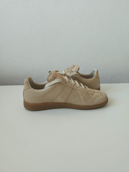 Maison Margiela replica sneakers in dusty pink/ beige