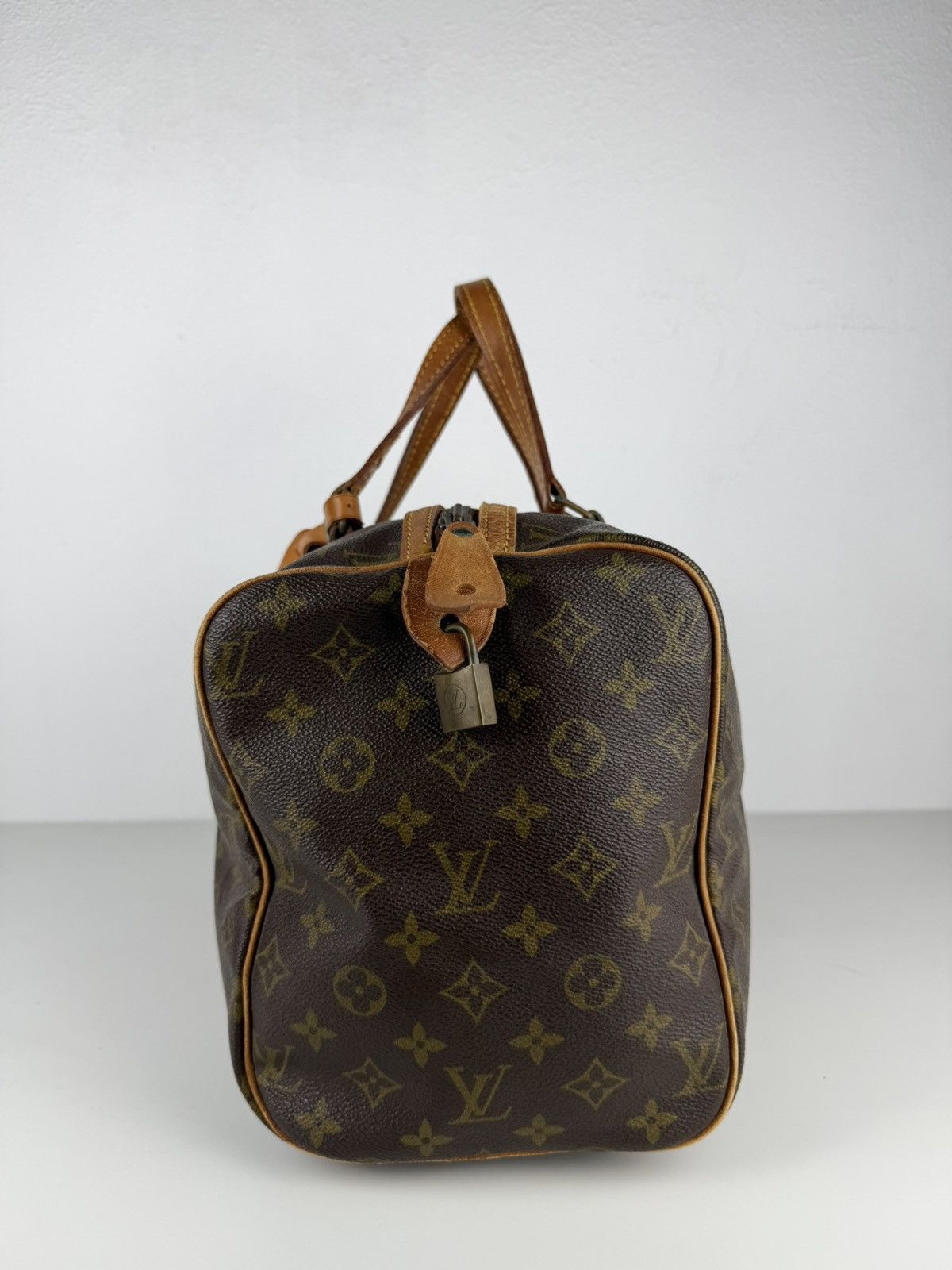 Vintage 80s Louis Vuitton monogram sac souple 35 boston bag