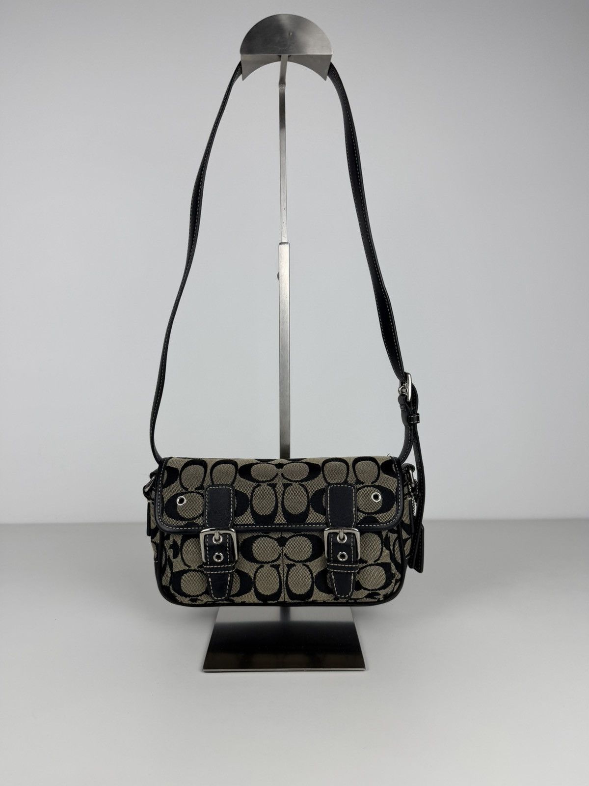 Coach signature leather and canvas shoulder/ crossbody bag