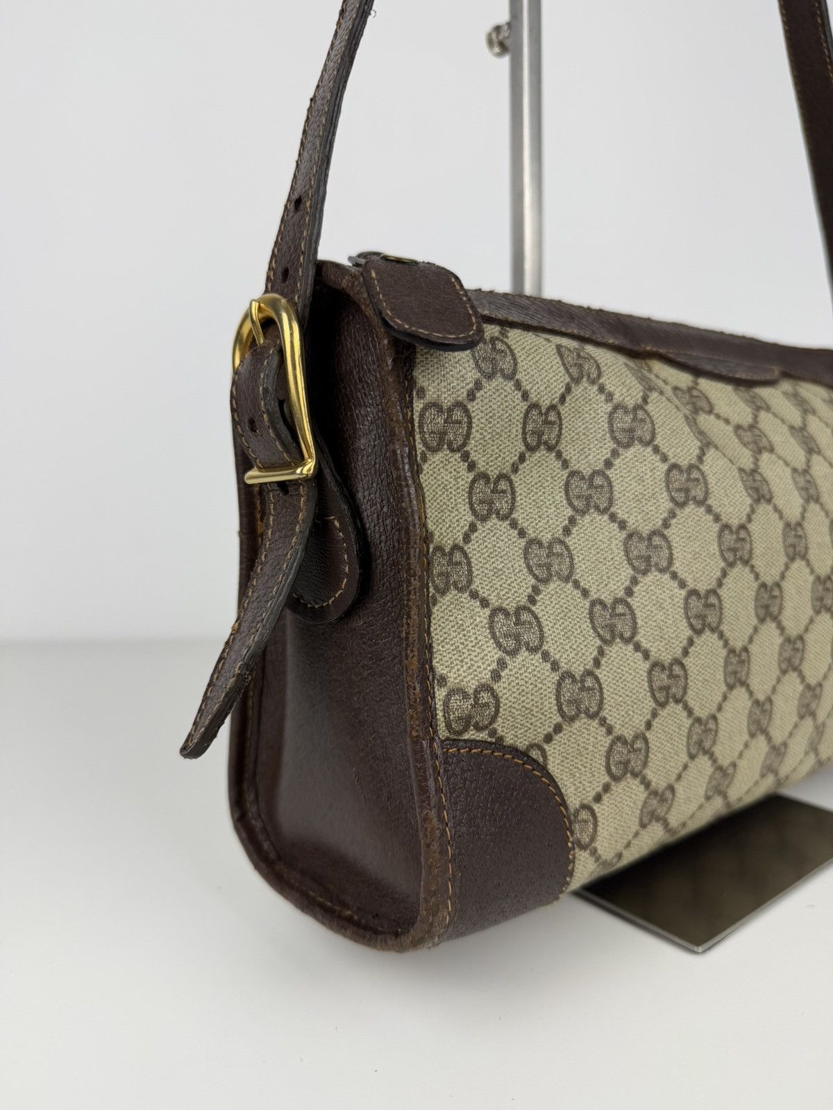 Vintage 70s Gucci monogram shoulder bag