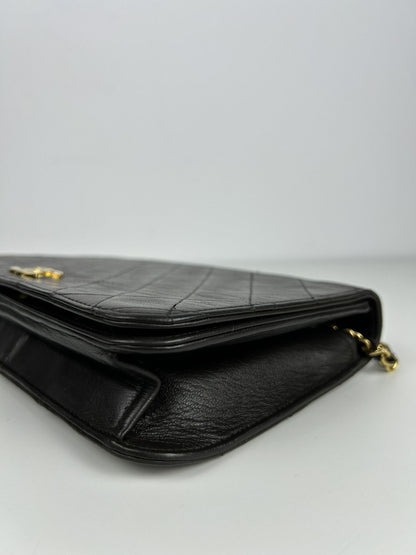 Vintage Chanel timeless/ classique in matelasse quilted lambskin