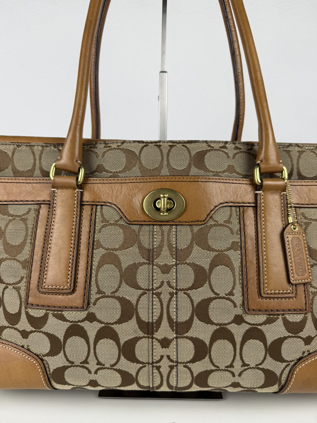 Coach signature turnlock Hamptons tote bag