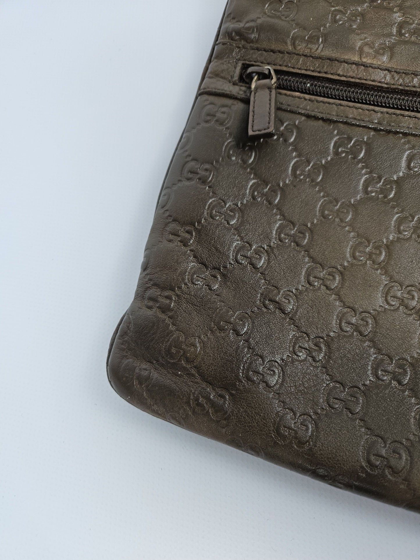 Gucci guccissima gg calf leather shoulder crossbody bag