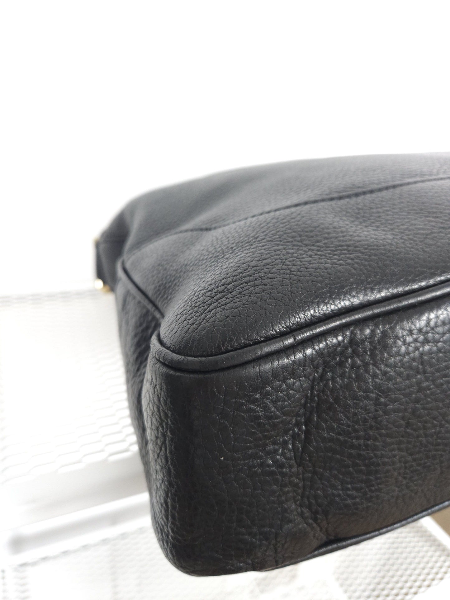 Gucci bamboo top handle hobo handbag with shoulder strap