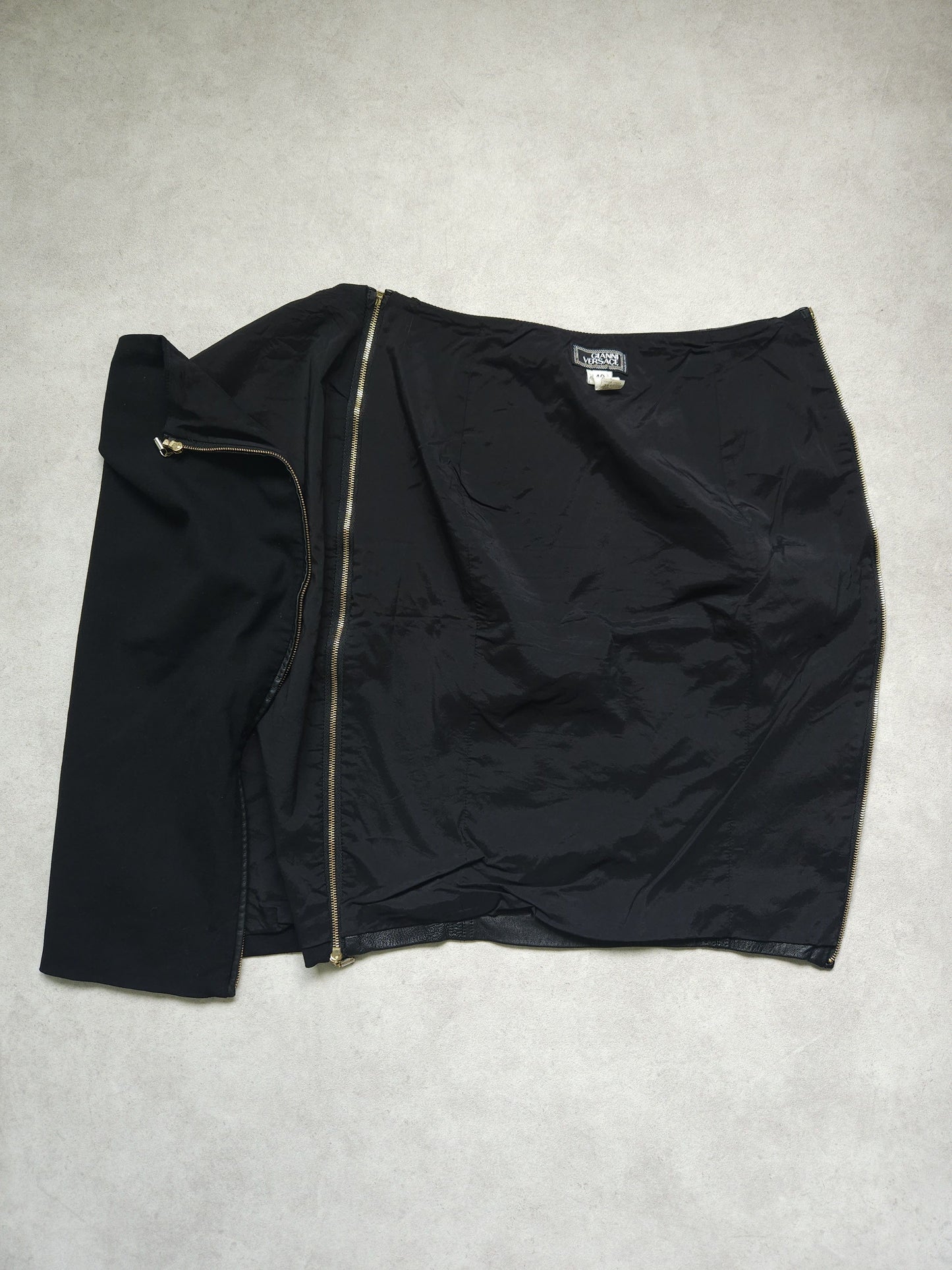 Gianni Versace Couture leather and wool zip off pencil skirt