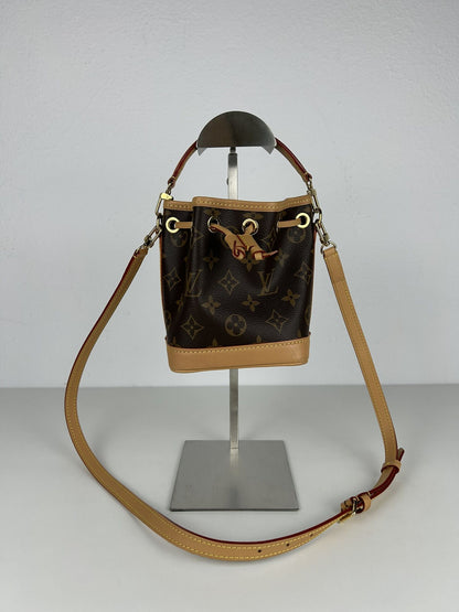 Louis Vuitton monogram nano noe