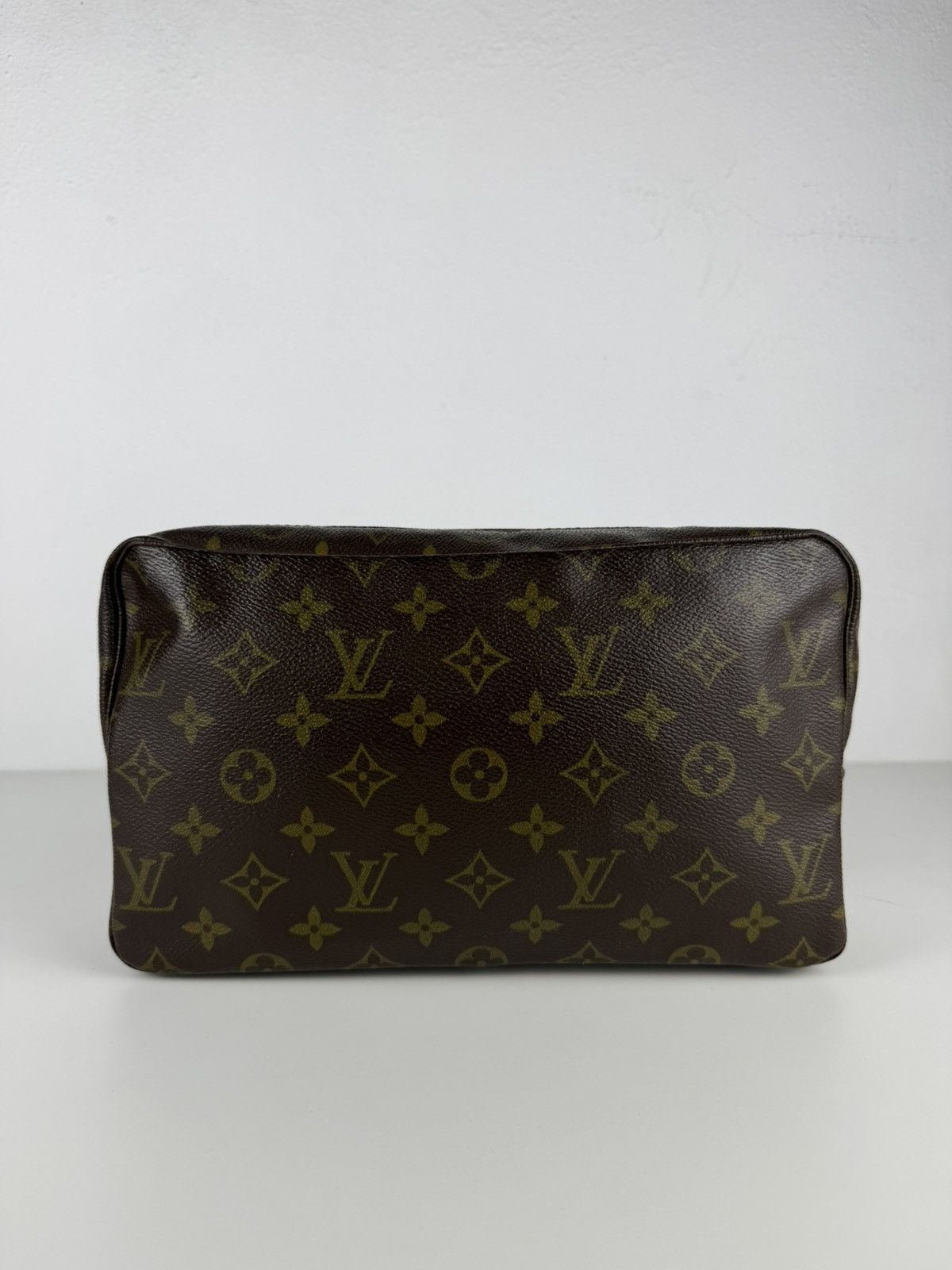 Vintage 80s Louis Vuitton monogram trousse 28 toiletry bag