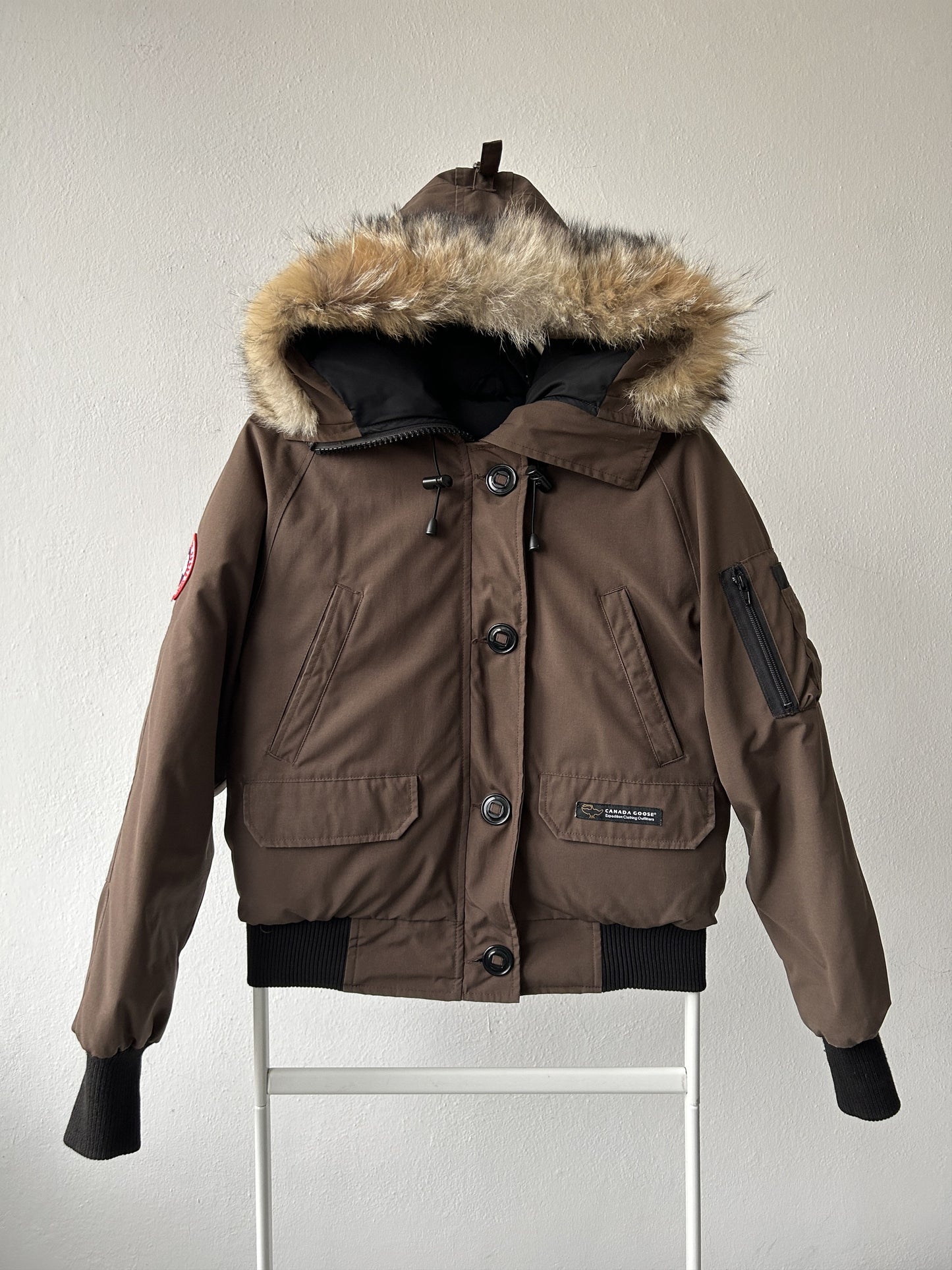 Canada goose chilliwack hooded bomber jacket