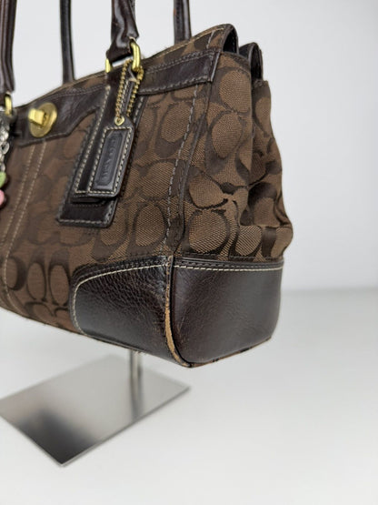 Coach hamptons carryall signature tote with flower charm
