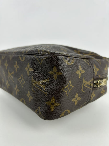 Vintage 80s Louis Vuitton monogram trousse 28 toiletry bag