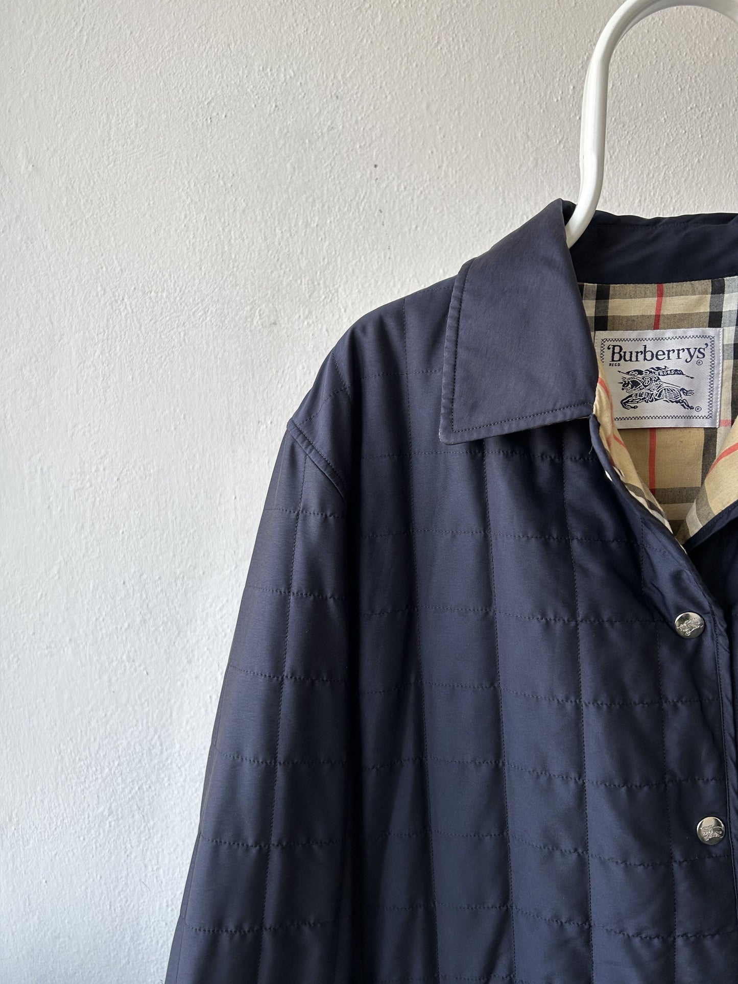 Vintage burberry nova check lined quilted light jacket