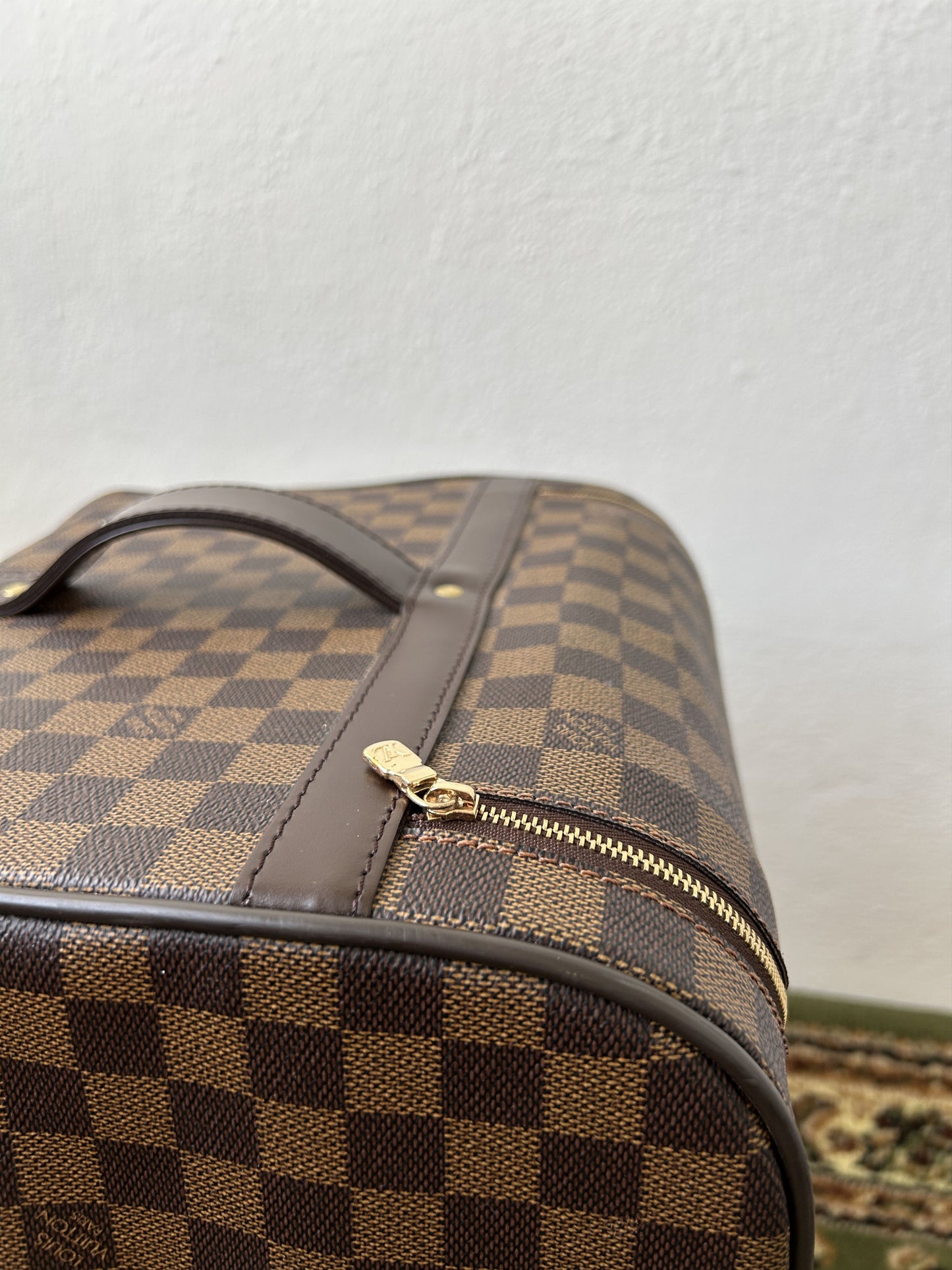 Louis Vuitton damier ebene eole 50 travel bag