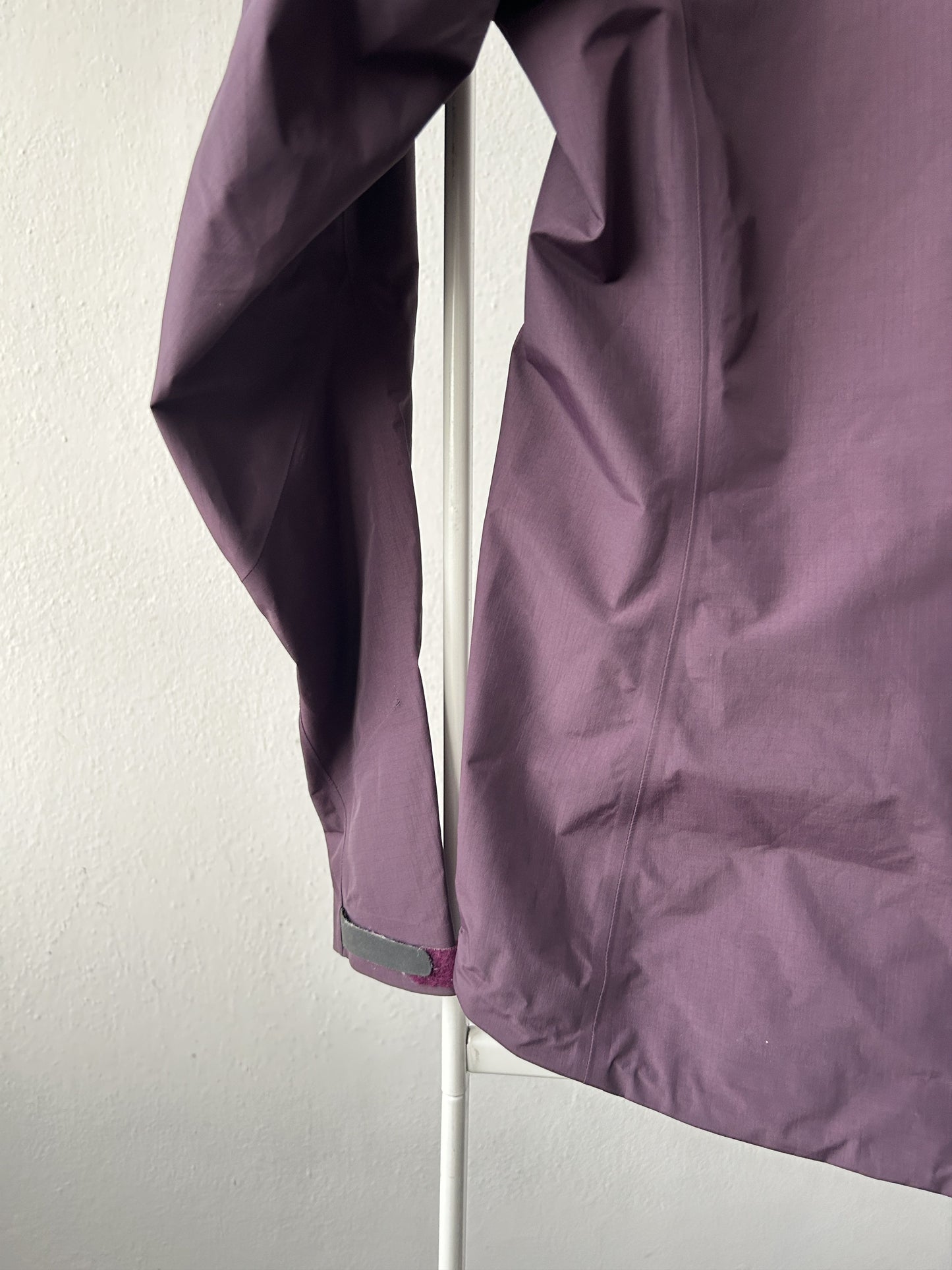 Arcteryx beta sl jacket gore tex
