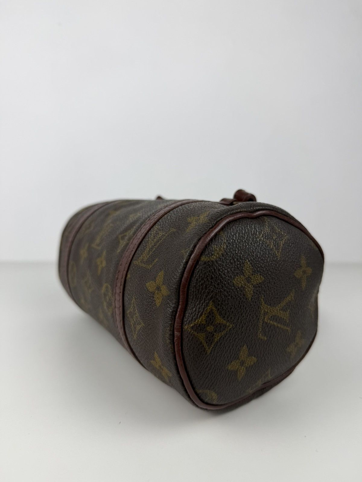 Vintage 70s Louis Vuitton monogram papillon 22