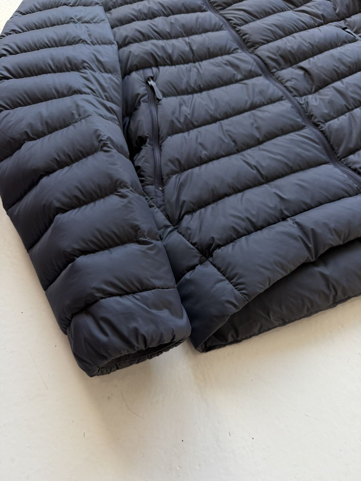 AW25 Arcteryx cerium hoody navy