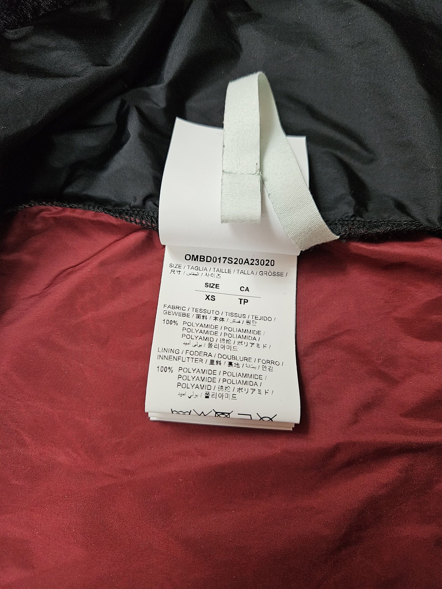 Off-white SS2020 removable sleeve river trail track top